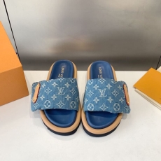 Louis Vuitton Slippers